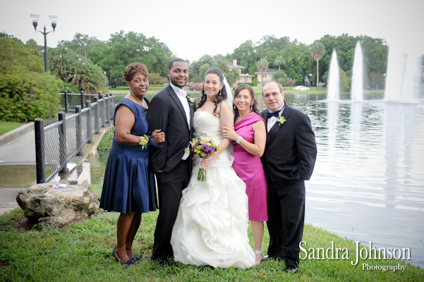 Best The Courtyard at Lake Lucerne Wedding photographer - Sandra Johnson (SJFoto.com)